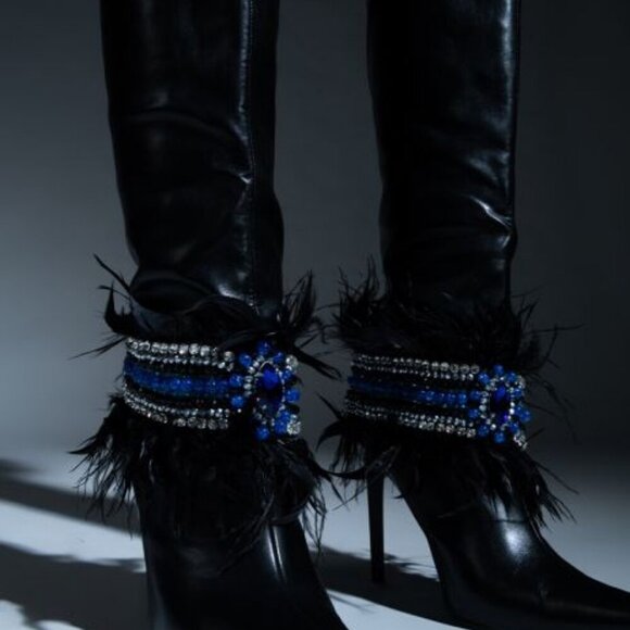 AZALEA WANG "DOING THE MOST"FEATHER EMBELLISHED KNEE HIGH BOOT/BLACK(BRAND NEW!! - Picture 2 of 9